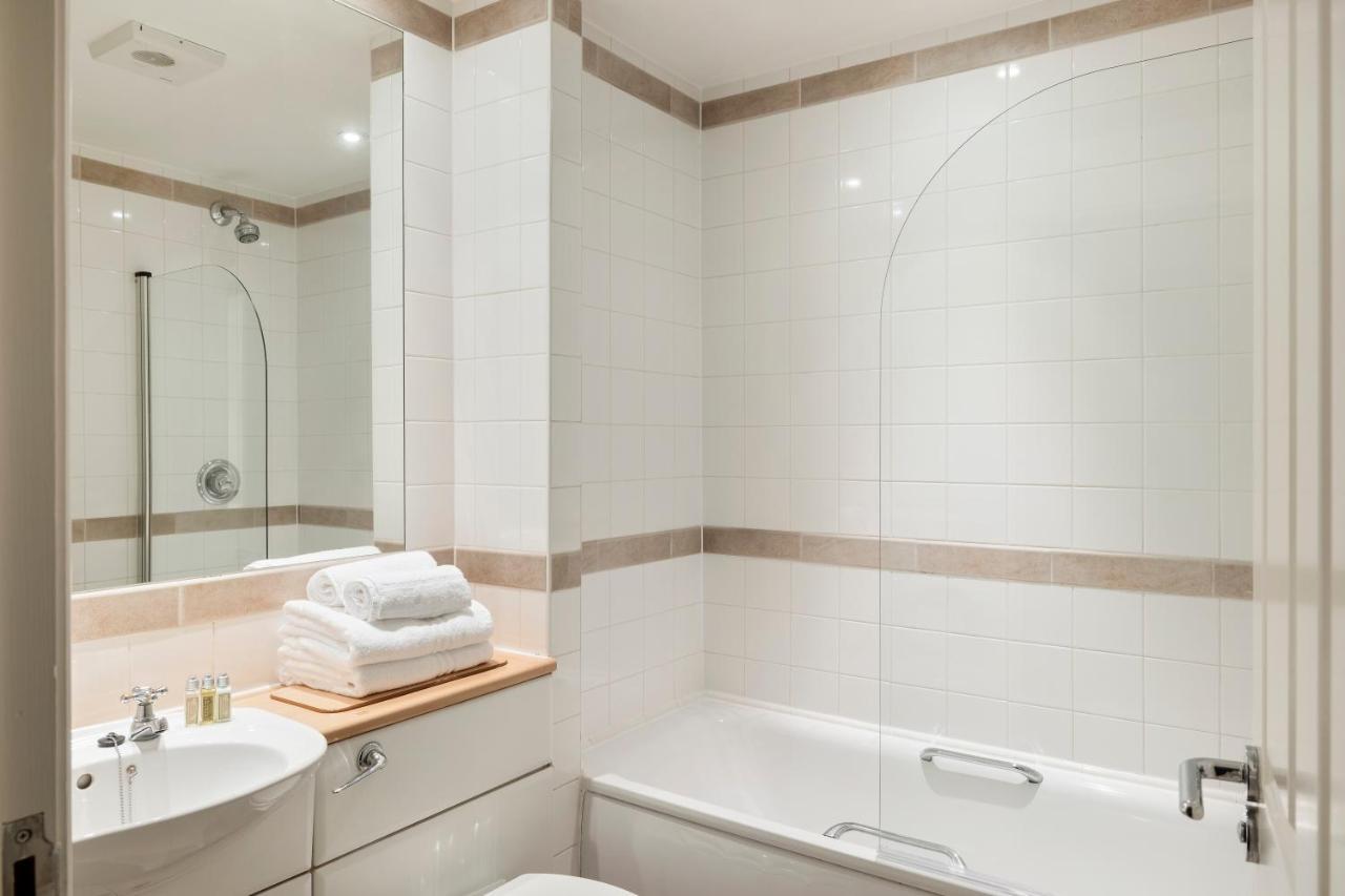 ซาโก คาร์ดิฟ คาธีดรอล โรด Apartment คาร์ดิฟฟ์ ภายนอก รูปภาพ